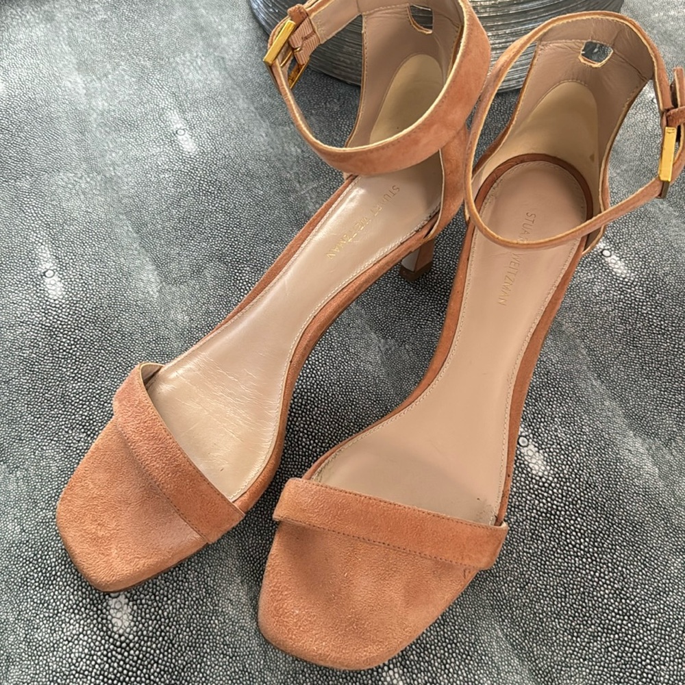 Stuart Weitzman nudist suede sandals